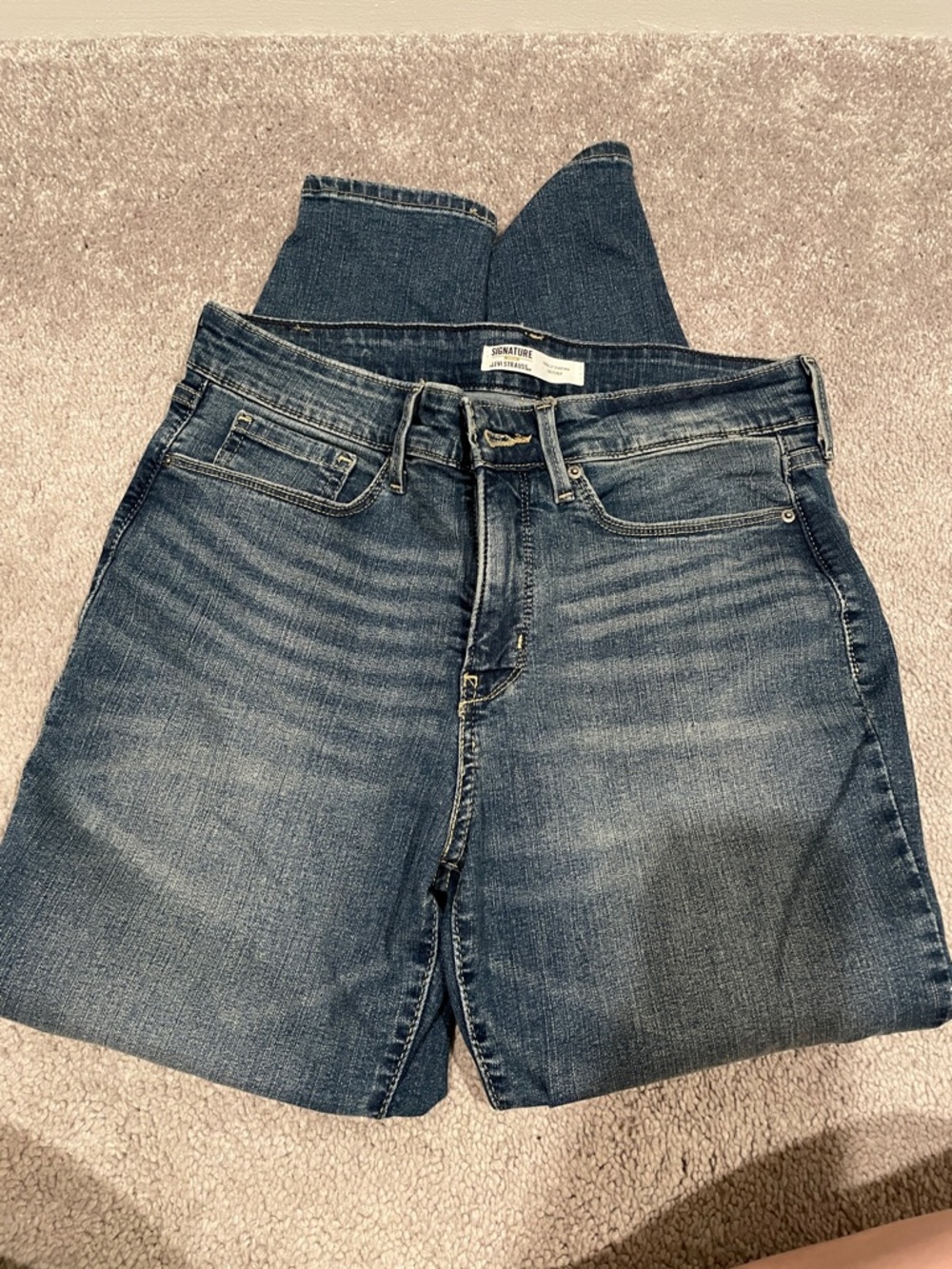 Signature by Levi Strauss Mid-Rise Skinny Leg Indigo Denim Jeans